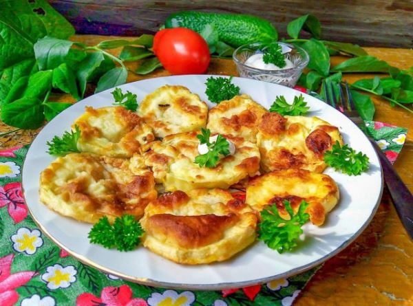 Кабачки с яйцом на сковороде кружочками