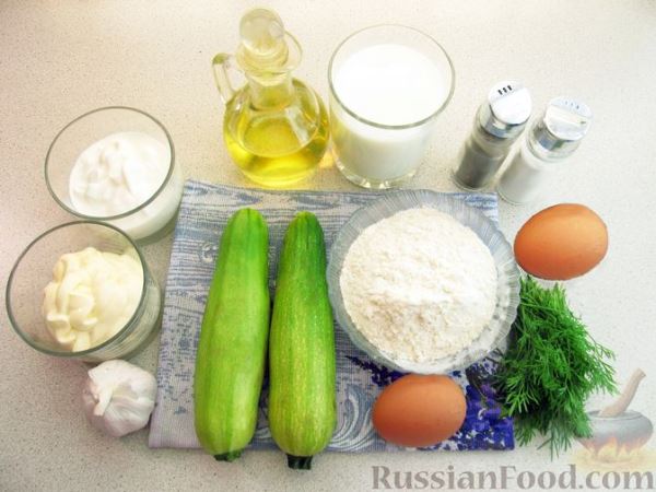 Блинчики из кабачков, с чесночным соусом