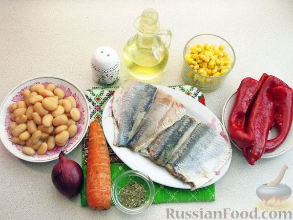 Салат с селёдкой, фасолью, кукурузой и овощами